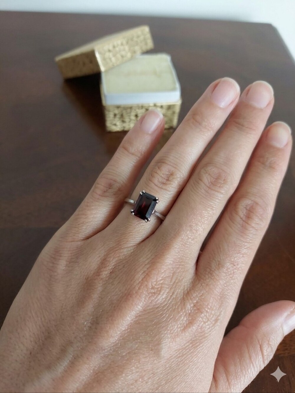 Elegant 925 Silver Ring with Natural Garnet Stone